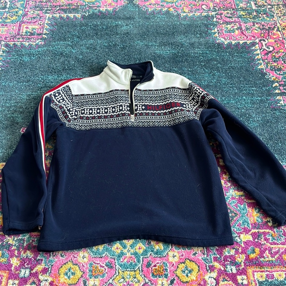 Tommy Hilfiger men’s size small fleece half zip.